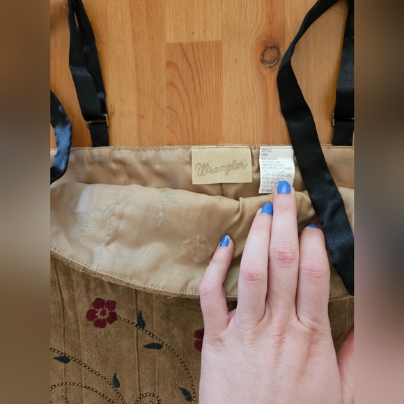 Wrangler Leather Floral Shirt - Picture 5 of 5